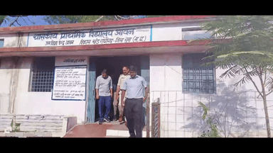 गुना नगर: जिले की 13 पंचायतों में सरपंची का चुनाव कल ,कलेक्टर द्वारा मतदान केंद्र आवन एवं रिछेरा व चकचुरेला का किया निरीक्षण