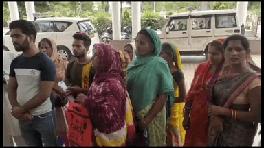 गुना नगर: नानाखेड़ी क्षेत्र अंतर्गत पिपरौदा खुर्द आवासीय कॉलोनी में अवैध रूप से शराब बेच रहा है किरायेदार, DM से मदद की लगाई गुहार