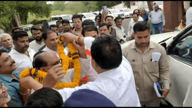 गुना नगर: जिले के प्रभारी मंत्री प्रद्युमन सिंह तोमर रहे गुना के दौरे पर, सर्किट हाउस में पत्रकारों से हुए रूबरू