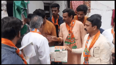 गुना नगर: वार्ड 3, 4, 5 और 6 में भाजपा कार्यकर्ताओं ने घर-घर जनसंपर्क कर बताई केंद्र की उपलब्धियां