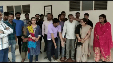 गुना नगर: जिले में अतिथि शिक्षकों को 4 माह से नहीं मिला मानदेय, जिला कलेक्टर को जनसुनवाई में सौंपा गया ज्ञापन