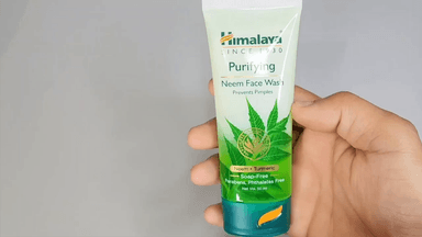 आयुर्वेदिक गुणों से भरपूर हिमालया का नीम फेसवॉश खरीदिए मात्र ₹149 में, डिलीवरी फ्री
