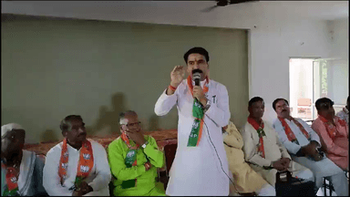 गुना नगर: होटल नवलोक में BJP जिलाध्यक्ष की अध्यक्षता में कार्यकर्ताओं की हुई बैठक, भोपाल में होगा विशाल कार्यकर्ता महाकुंभ