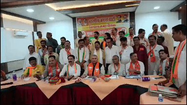 गुना नगर: भोपाल में होने वाले महाकुंभ को लेकर होटल सारा में भाजपा के राष्ट्रीय सह संगठन महामंत्री ने कार्यकर्ताओं की ली बैठक