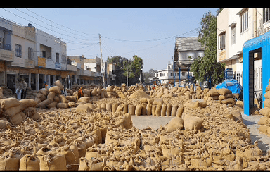 कैथल: जिला की विभिन्न मंडियों से अभी तक खरीद एजैंसियों द्वारा 8 लाख 42 हजार 244 मीट्रिक टन धान की खरीद हुई-डीसी