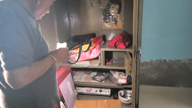 कैथल: आदर्श नगर में बंद पड़े एक मकान का ताला तोड़कर चोर 2.50 लाख रुपये के गहने व नकदी चोरी कर ले गए, पुलिस पहुंची