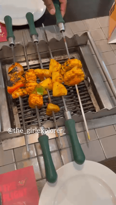 Food festival by Barbeque nation - veg and non veg buffet. Must try one of the best place to have barbeque food. Offering 140+ dishes🤩

📍Location - T.I Mall, Indore 
Price - ₹716/- for an individual 💰 

Follow for More such updates😍