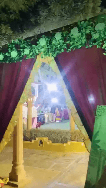 गौतम बुद्ध नगर: Hotel, Resort & Restaurant वीडियो गाइड | अभी देखें!