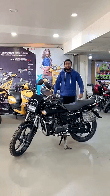 गौतम बुद्ध नगर: Two Wheeler Showroom & Shops वीडियो गाइड | अभी देखें!