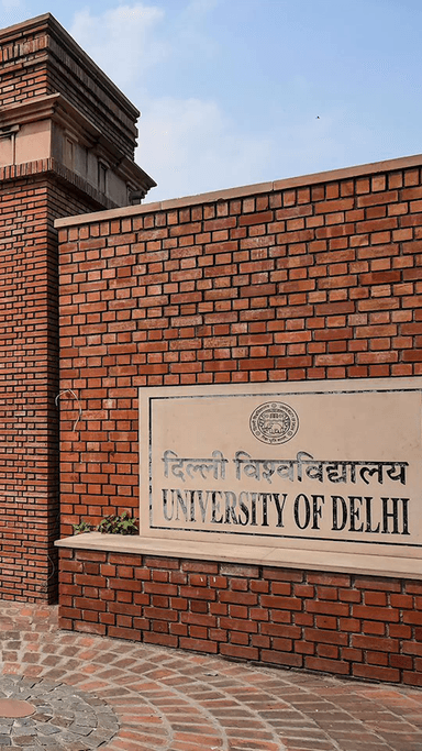 मनुस्मृति किसी भी पाठ्यक्रम में नहीं पढ़ाया जाएगा: डीयू के कुलपति