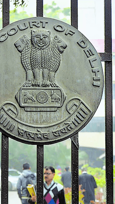 पति को परिवार वालों से संबंध तोड़ने के लिए मजबूर करना क्रूरता है: दिल्ली हाईकोर्ट