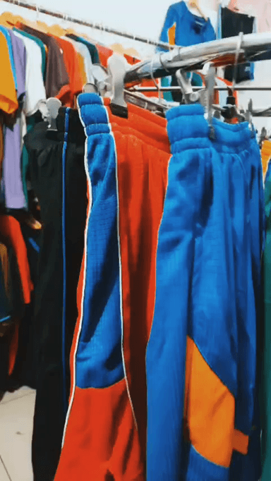 चूरू में 500 ₹ में 3 ब्रांडेड टी - शर्ट.. 500 ₹ में 3 लॉवर ..पंखा सर्किल के पास तेजस इंटरप्राइजेज.. 9810515300