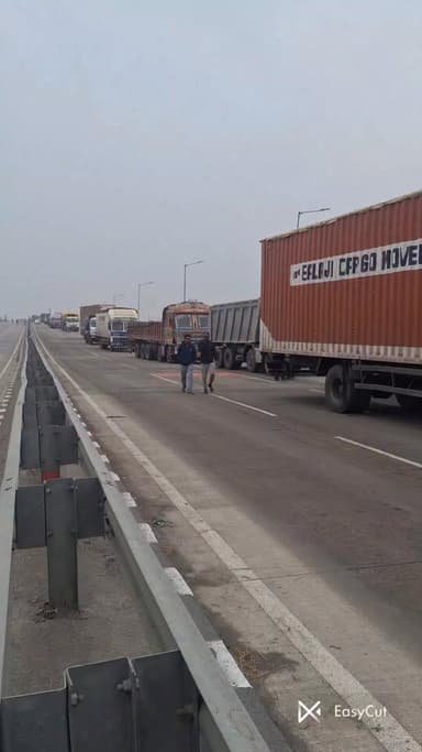 ହେଦେରେ ପିଲେ.. ରାସ୍ତା ରୋକ.. ଦେଖିକରି ଆସ
#hederepile #gunamanibiswal