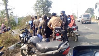 जगतपुर में बेहोश होकर गिरा व्यक्ति