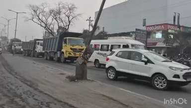 સાવલી: સાવલી નગરમાં એક કિલોમીટર સુધી ટ્રાફિક જામના દ્રશ્ય સર્જાયા