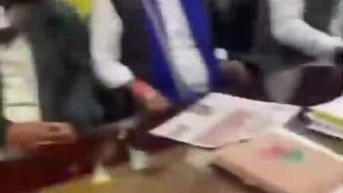 हरदा: सड़क दुर्घटना में घायल युवक के इलाज में लापरवाही, प्रशासन से कार्रवाई की मांग