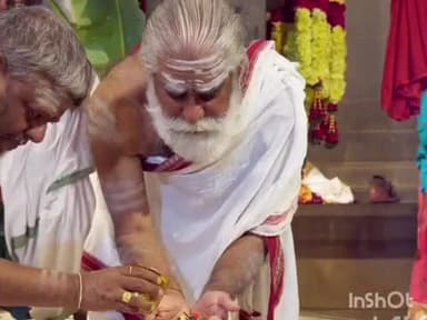 ಹುಮ್ನಾಬಾದ್: ಮಾಣಿನಗರದ ಶ್ರೀ ಮಾಣಿಕಪ್ರಭು ದೇವಸ್ಥಾನದಲ್ಲಿ ಪ್ರಭು ಮಹಾರಾಜರ ಪುಣ್ಯತಿಥಿ ಅಂಗವಾಗಿ ಆರಾಧನೆ ಹಾಗೂ ಪ್ರಸಾದ ವಿತರಣೆ