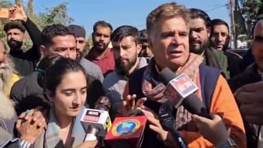 Jammu News: सरकार ने गिराया पत्रकार का घर तो BJP नेता बोले हम 10 घर देंगे | Kashmir | Ravindra Raina
#jammukashmirnews ...