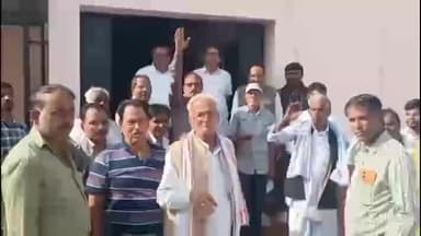 कोलायत: ग्राम पंचायत झझु को कोलायत पंचायत समिति अंतर्गत रखने की मांग, ग्रामीणों ने SDM कार्यालय पर विरोध कर ज्ञापन सौंपा