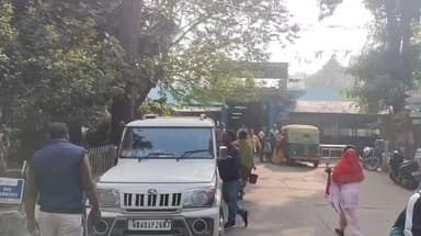 ফরিদপুর দুর্গাপুর: ঝুলন্ত দেহ উদ্ধার বাউল শিল্পীর, কাঁকসার অজয় পল্লী গ্রামের বাসিন্দা, ময়নাতদন্ত হবে দুর্গাপুর মহকুমা হাসপাতালে