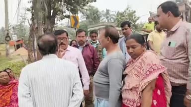 বারাসাত ১: বামনগাছিতে হাইড্রেন কাজ নিয়ে বিক্ষোভ, প্রশাসনের হস্তক্ষেপে 'জল-দুর্দশা' মুক্তির আশ্বাসে খুশি এলাকাবাসী