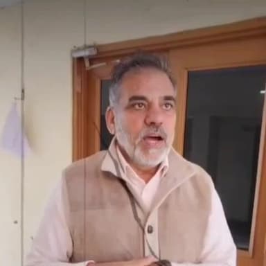 ਐਸਏਐਸ ਨਗਰ ਮੁਹਾਲੀ: ਡੇਰਾਬਸੀ ਵਿਖੇ ਸਾਬਕਾ ਵਿਧਾਇਕ ਐਨ ਕੇ ਸ਼ਰਮਾ ਨੈ ਵੀ ਡੀ ਓ ਦਫਤਰ ਦਾ ਕੀਤਾ ਦੌਰਾ,ਵੀਡੀਓ ਬਣਾ ਅਫਸਰਾਂ ਦੇ ਗੈਰ ਹਾਜ਼ਰ ਹੋਣ ਦੇ ਲਗਾਏ ਦੋਸ਼