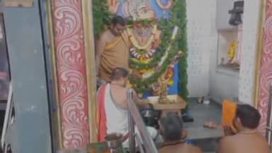 కదిరి ప్రసన్న ఆంజనేయ స్వామి ఆలయంలో ప్రత్యేక పూజలు