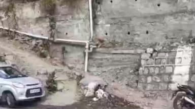 टापरी: टापरी में सड़क और नालियों में फैला सीवरेज का पानी, ठंड के कारण सड़कों पर जाम और गंदगी फैलने की समस्या