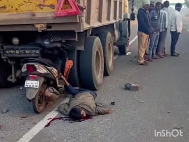 ಹುಮ್ನಾಬಾದ್: ಬಸಂತಪುರ್ ಬಳಿ ರಸ್ತೆ ಅಪಘಾತ ಬೈಕ್ ಸವಾರ ಸ್ಥಳದಲ್ಲಿ ಸಾವು