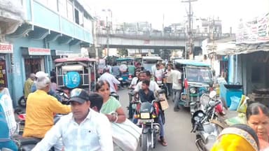 कोडरमा: झुमरीतिलैया में साफ-सफाई बदहाल, निवर्तमान वार्ड पार्षद ने नगर परिषद पर लापरवाही का आरोप लगाया