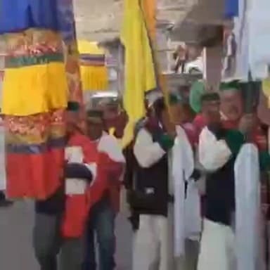 हंगरंग: देश के प्रसिद्ध बौद्ध धर्म गुरु सोमांग रिंबोछे नाकों पहुँचे, सैकड़ों लोगों ने किया भव्य स्वागत, रिंबोछे ने दिया आशीर्वाद