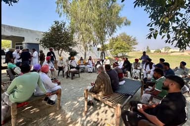 ਮਲੋਟ: ਕੈਬਨਿਟ ਮੰਤਰੀ ਖੁੱਡੀਆਂ ਨੇ ਆਲਮ ਵਾਲਾ ਅਤੇ ਕੱਟਿਆਂਵਾਲੀ ਵਿਖੇ ਜ਼ਿਲਾ ਪਰਿਸ਼ਦ ਅਤੇ ਬਲਾਕ ਸੰਮਤੀ ਦੀਆਂ ਚੋਣਾਂ ਸਬੰਧੀ ਕੀਤੀਆਂ ਮੀਟਿੰਗਾਂ