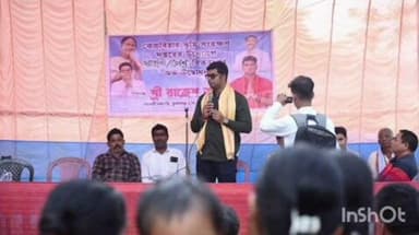 তুফানগঞ্জ ১: ভূমি সংরক্ষণ দপ্তরের পক্ষ থেকে আয়রনী চিথলিয়া এলাকায় শতাধিক পরিবারের হাতে লেবু ও সুপারি চারা তুলে দিল