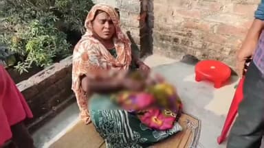 বারাসাত ১: দত্তপুকুরে সদ্যজাত শিশু উদ্ধার, পিতৃ স্নেহে সদ্যজাতককে পালন করার দায়িত্ব নিয়েছেন স্থানীয় এক ব্যক্তি, বললেন প্রধান