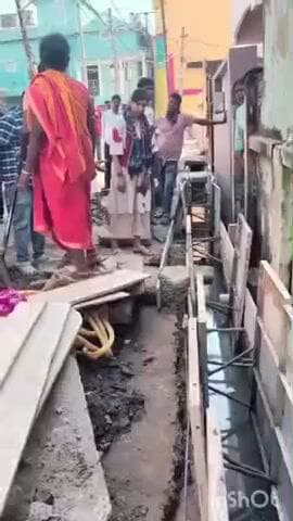 କଟକ ପୌରାଞ୍ଚଳ: କଟକ ବାରବାଟି ନିର୍ବାଚନ ମଣ୍ଡଳୀରେ ନିର୍ମାଣ କାର୍ଯ୍ୟ ଯାଞ୍ଚ୍ କରି ଯନ୍ତ୍ରୀ ବିଭାଗ ଉପରେ ବର୍ଷିଲେ ବିଧାୟିକା ସୋଫିଆ