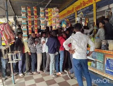 गनाेड़ा: सुंदनी क्षेत्र में खाद की कमी से किसान परेशान