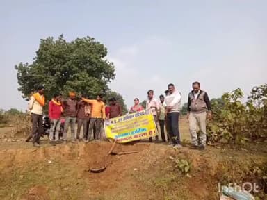 कराहल: उधमपुरा में झरना नाले पर श्रमदान कर किया बोरी बंधान, जन अभियान परिषद की पहल