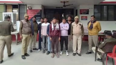 ज्ञानपुर: भदोही पुलिस ने विभिन्न थाना क्षेत्रों से 11 आरोपियों को किया गिरफ्तार