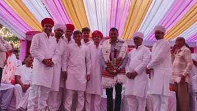 પાદરા: પાદરા ખાતે શ્રી સંપુટિક સહસ્ત્ર ચંડી યજ્ઞ તથા માઁ લિલાગરીનાં લીલુડા માંડવાના ધાર્મિક મહોત્સવનું આયોજન કરવામાં આવ્યું હતુ