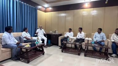 ಯಲ್ಲಾಪುರ: ಗುಳ್ಳಾಪುರ ಸೇತುವೆ ನಿರ್ಮಾಣ ಕಾರ್ಯಕ್ಕೆ ಸಂಬಂಧಿಸಿದಂತೆ ಪ್ರವಾಸಿ ಮಂದಿರದಲ್ಲಿ ಸಭೆ,ಶಾಸಕ ಹೆಬ್ಬಾರ್ ಭಾಗಿ