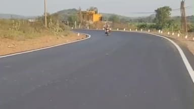 પાલીતાણા: ડેમ ચોકડી થી જેસર સુધીના રોડનું કામ પૂર્ણતાના આરે સ્થાનિક લોકોમાં આનંદની લાગણી