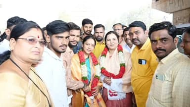 ಬಸವಕಲ್ಯಾಣ: ನಗರಕ್ಕೆ ಆಗಮಿಸಿದ ರಾಜ್ಯ ಮಹಿಳಾ ಆಯೋಗದ ಅಧ್ಯಕ್ಷೆ ಡಾ: ನಾಗಲಕ್ಷ್ಮೀ ಚೌಧರಿ ಅವರಿಗೆ ನಗರದಲ್ಲಿ ಪ್ರಮುಖರು, ಗಣ್ಯರಿಂದ ಅದ್ಧೂರಿ ಸ್ವಾಗತ