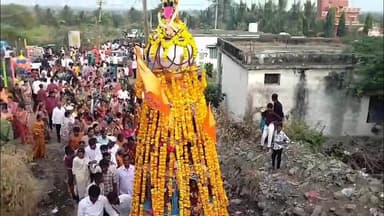 ಹುಲಸೂರ: ಪಟ್ಟಣದಲ್ಲಿ ವೈಭವದಿಂದ ಜರುಗಿದ ವಚನ ರಥೋತ್ಸವ