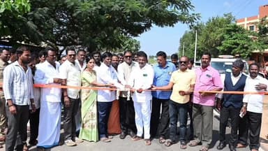 ಕೂಡ್ಲಿಗಿ: ಕಾನ ಹೊಸಹಳ್ಳಿ ಗ್ರಾಮದಲ್ಲಿ ವಿವಿಧ ಕಾಮಗಾರಿಗಳಿಗೆ ಚಾಲನೆ ನೀಡಿದ ಶಾಸಕ ಶ್ರೀನಿವಾಸ್