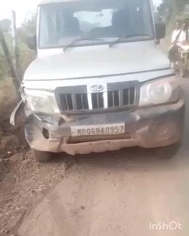 कोलारस: पवा बसाई रोड पर बुलेरो ने बाइक को टक्कर मारी, चालक गंभीर घायल