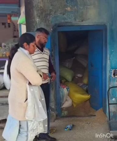 बैकुंठपुर: कोरिया जिले में अवैध और पुराना धान पकड़ा गया, कई केंद्रों में हुई बड़ी कार्रवाई