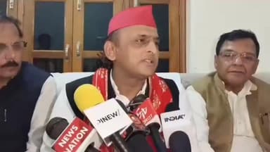 #सपा #सुप्रीमो #अखिलेश यादव का बड़ा बयान खांसी आए तो कफ सिरप मत पीना,अदरक गुड़ की चाय पी लेना*
https://public.app/video...