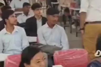 शुजालपुर: जे. एन. एस. महाविद्यालय में डिजिटल मार्केटिंग पर कार्यशाला आयोजित, विद्यार्थियों को दी गई जानकारी