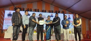 ବୌଦ୍ଧ ଜିଲ୍ଲା କଚେରୀ ପଡ଼ିଆରେ ଜିଲ୍ଲା ସ୍ତରୀୟ କୃଷି ଯନ୍ତ୍ରପାତି ମେଳା ର ଶୁଭାରମ୍ଭ କଲେ ବୌଦ୍ଧ ଜିଲ୍ଲାପାଳ
#dmboudh #boudhcollector #CM...