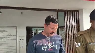 रायगढ़: रायगढ़ रेलवे स्टेशन पर RPF के प्रधान आरक्षक ने ड्यूटी पर तैनात RPF साथी को गोली मारकर हत्या की